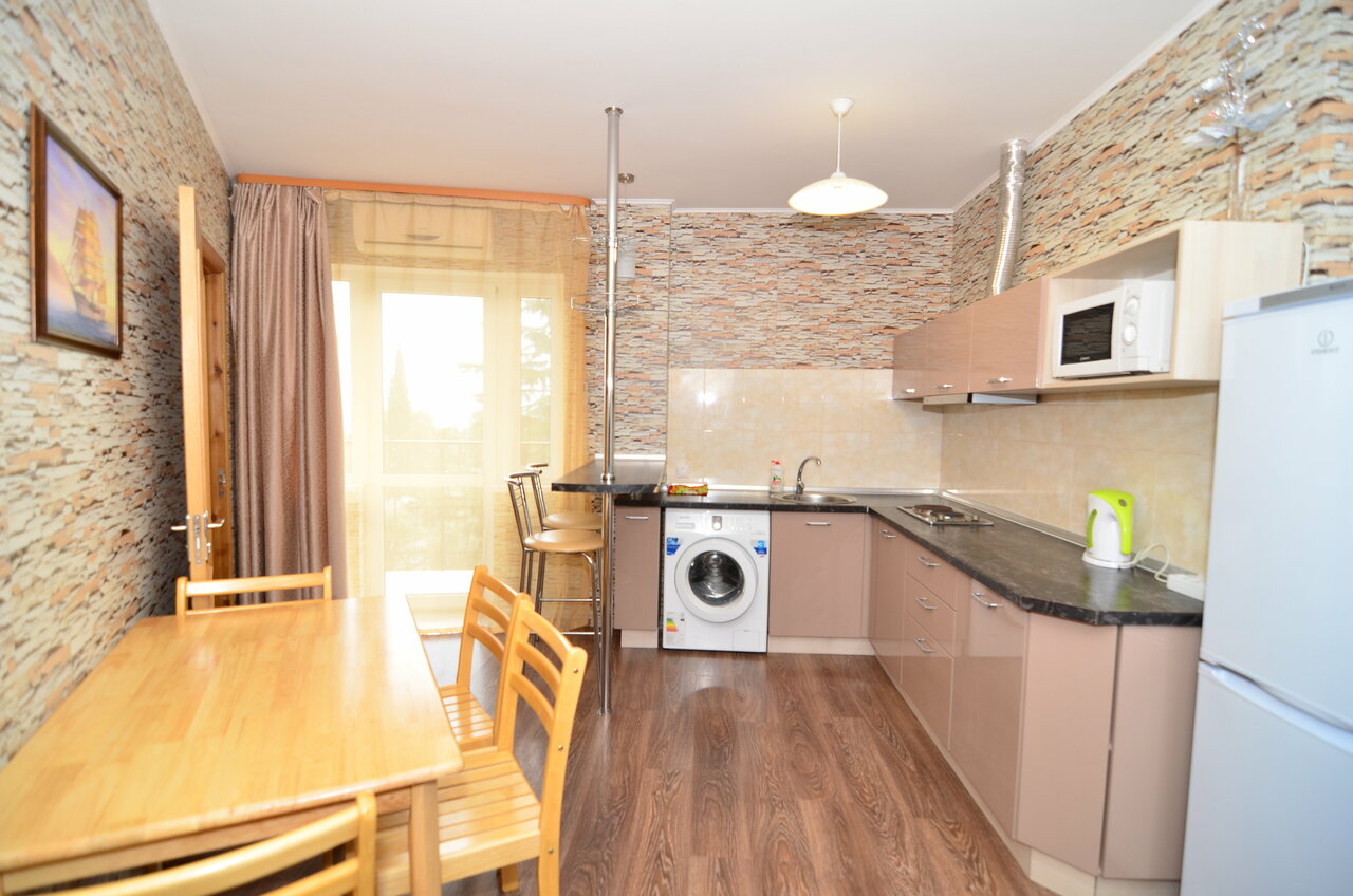 Гостиница Дельфин Партенит